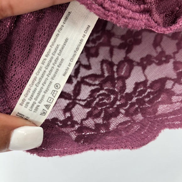 FREE PEOPLE lace tank with scalloped detail. - Picture 5 of 5